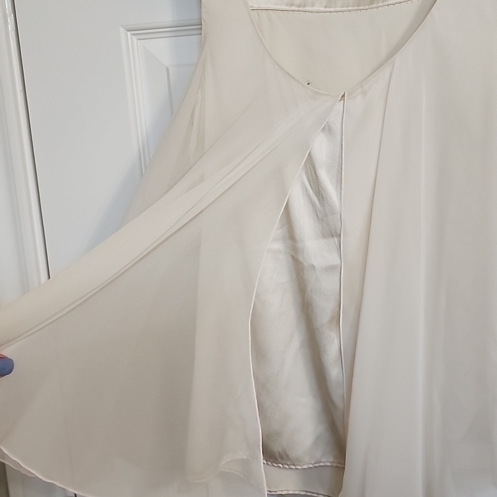 NWT Elie Tahari Cream Tamar Blouse 100% Silk Beaded Sleeveless Size Small - Picture 4 of 7